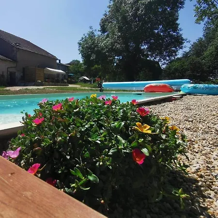 La Grange De Cablanc Bed & Breakfast