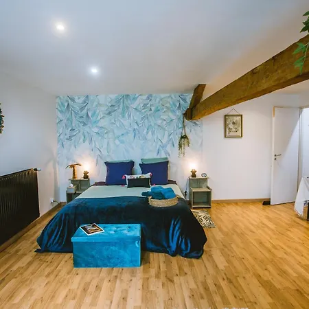 La Grange De Cablanc Couette-café 4*