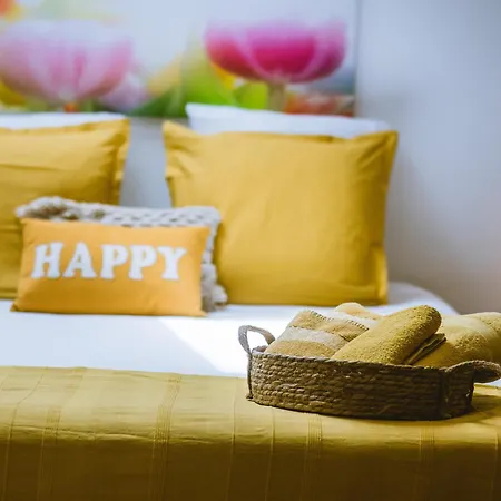 La Grange De Cablanc Bed & Breakfast 4*