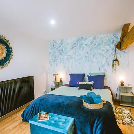 La Grange De Cablanc Bed & Breakfast *