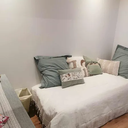 La Grange De Cablanc Bed & Breakfast *
