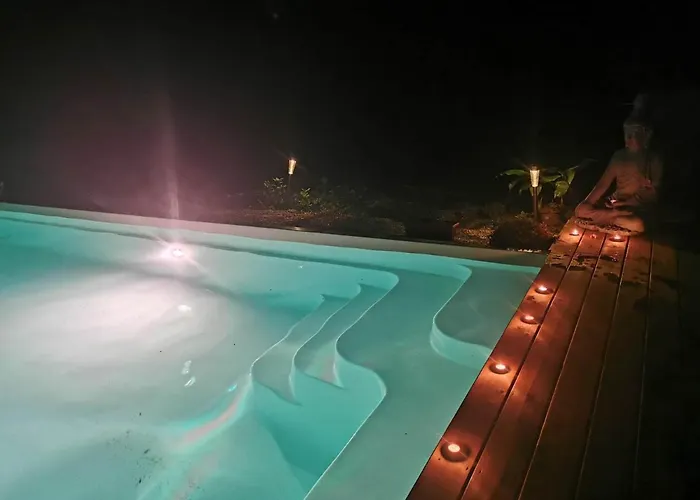 La Grange De Cablanc ベッド・アンド・ブレックファスト 4*